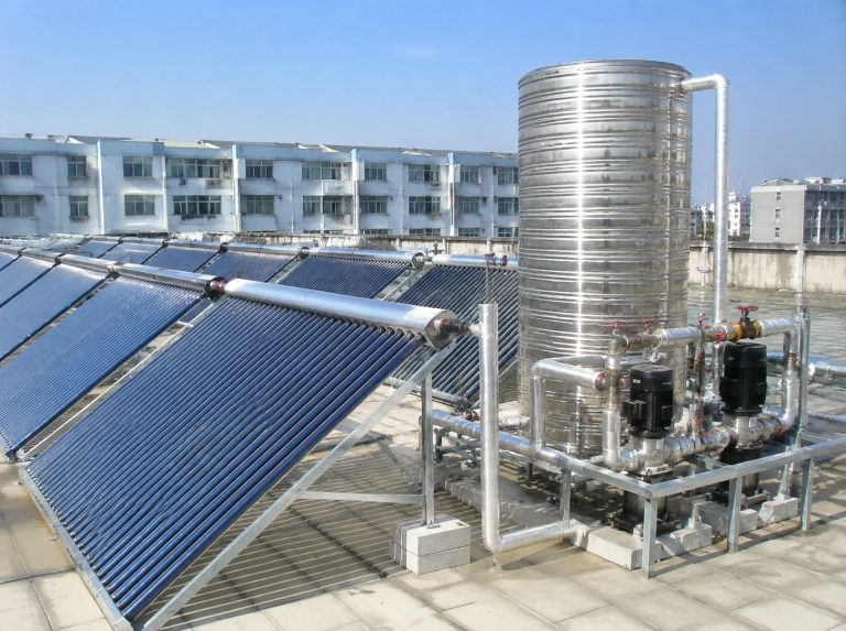 宛城区商用大容量真空管太阳能热水系统